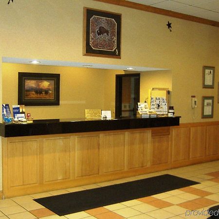 Holiday Inn Express Miles City Interior photo
