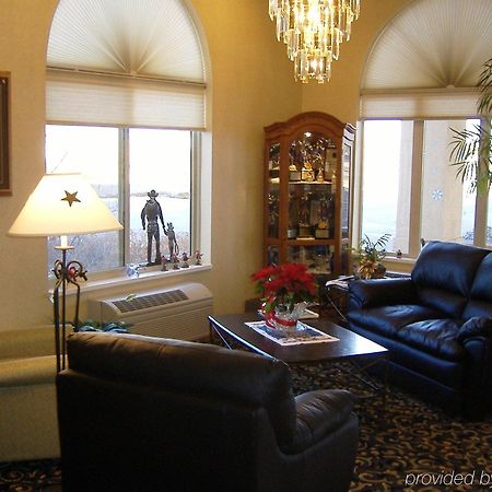 Holiday Inn Express Miles City Interior photo