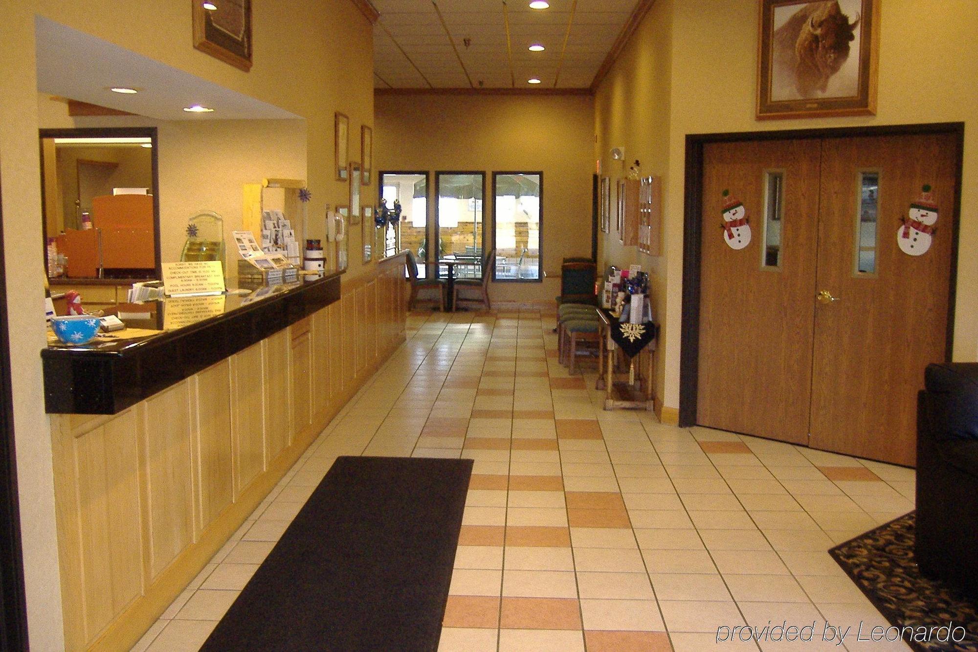 Holiday Inn Express Miles City Interior photo